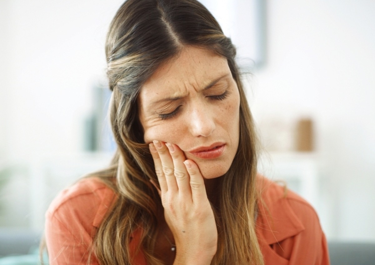 broken tooth emergency immediate action can save your tooth